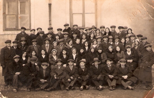 Members of the "Frajhajt" organization in Płock, 1932 (photo from the collection of Pnina Stern)